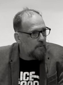 Chema García director de Un futuro prometedor